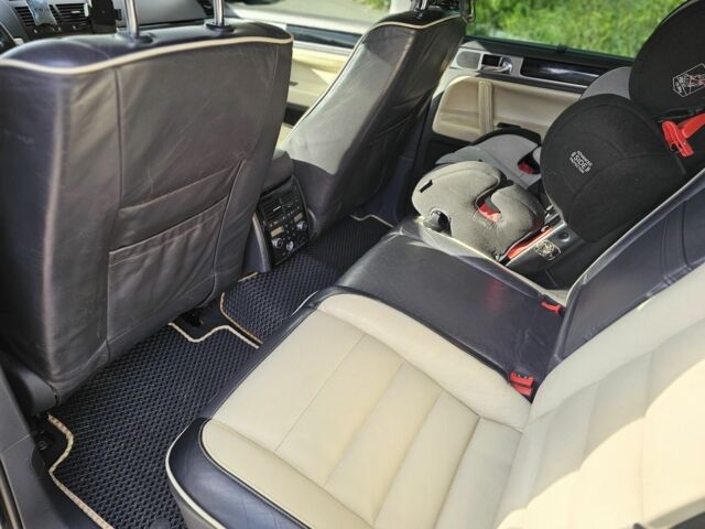 Фольксваген Туарег 2007 в Киеве на Automoto.ua Черный Фольксваген Туарег, объемом двигателя 4.2 л и пробегом 356 тыс. км за 11000 $, фото 7 на Automoto.ua