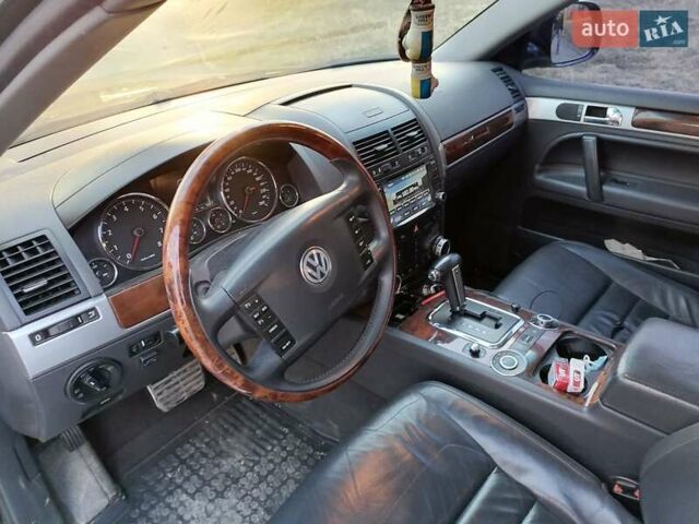 Чорний Фольксваген Туарег, об'ємом двигуна 3.6 л та пробігом 300 тис. км за 12500 $, фото 13 на Automoto.ua