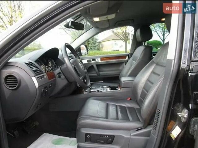 Черный Фольксваген Туарег, объемом двигателя 0 л и пробегом 244 тыс. км за 4200 $, фото 5 на Automoto.ua