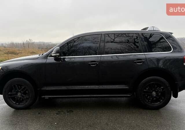Черный Фольксваген Туарег, объемом двигателя 3 л и пробегом 239 тыс. км за 10300 $, фото 9 на Automoto.ua
