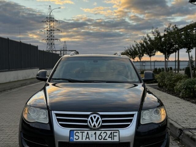 Чорний Фольксваген Туарег, об'ємом двигуна 3 л та пробігом 404 тис. км за 6500 $, фото 7 на Automoto.ua