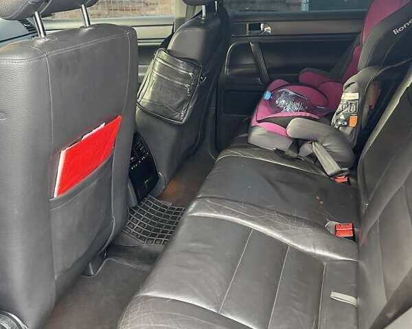 Чорний Фольксваген Туарег, об'ємом двигуна 3 л та пробігом 220 тис. км за 10500 $, фото 8 на Automoto.ua