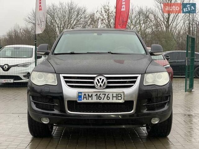 Черный Фольксваген Туарег, объемом двигателя 3 л и пробегом 351 тыс. км за 11999 $, фото 3 на Automoto.ua