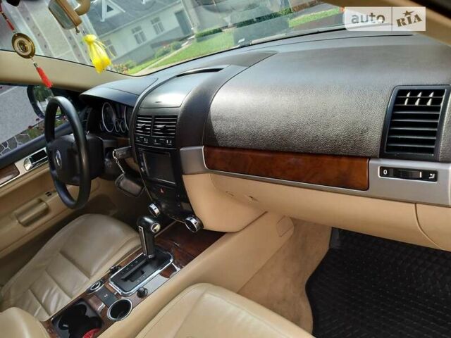 Черный Фольксваген Туарег, объемом двигателя 0 л и пробегом 218 тыс. км за 11900 $, фото 12 на Automoto.ua