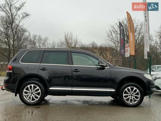 Черный Фольксваген Туарег, объемом двигателя 3 л и пробегом 351 тыс. км за 11999 $, фото 21 на Automoto.ua