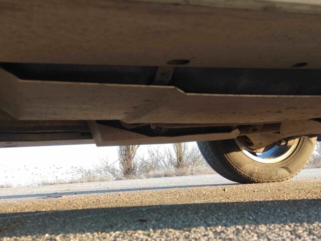 Черный Фольксваген Туарег, объемом двигателя 3 л и пробегом 290 тыс. км за 12300 $, фото 8 на Automoto.ua