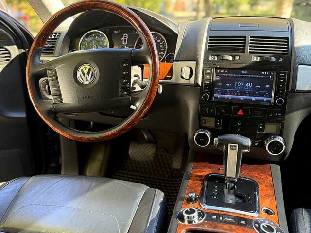 Фольксваген Туарег 2007 у Харкові на Automoto.ua Чорний Фольксваген Туарег, об'ємом двигуна 3.6 л та пробігом 240 тис. км за 8350 $, фото 8 на Automoto.ua