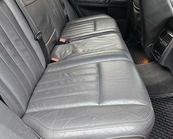 Черный Фольксваген Туарег, объемом двигателя 3.6 л и пробегом 250 тыс. км за 10700 $, фото 17 на Automoto.ua