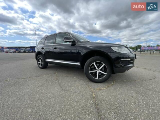 Чорний Фольксваген Туарег, об'ємом двигуна 2.97 л та пробігом 345 тис. км за 11500 $, фото 2 на Automoto.ua