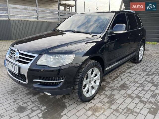 Черный Фольксваген Туарег, объемом двигателя 2.5 л и пробегом 240 тыс. км за 9999 $, фото 7 на Automoto.ua