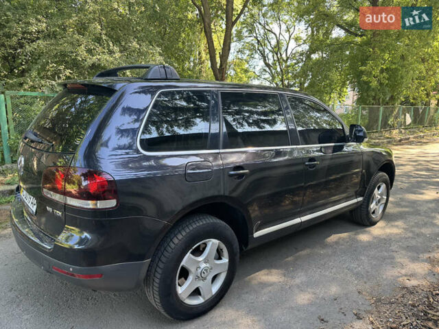 Чорний Фольксваген Туарег, об'ємом двигуна 2.97 л та пробігом 330 тис. км за 10500 $, фото 7 на Automoto.ua