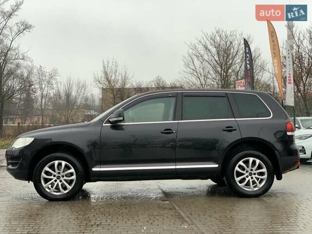 Черный Фольксваген Туарег, объемом двигателя 3 л и пробегом 351 тыс. км за 11999 $, фото 11 на Automoto.ua