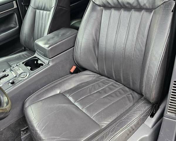 Черный Фольксваген Туарег, объемом двигателя 3.6 л и пробегом 250 тыс. км за 10700 $, фото 21 на Automoto.ua