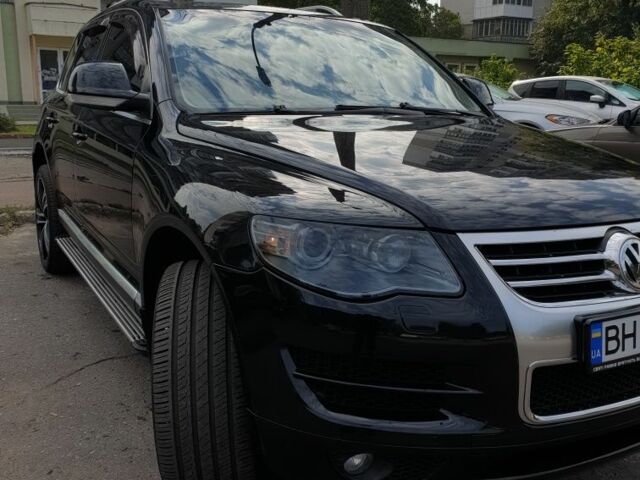 Чорний Фольксваген Туарег, об'ємом двигуна 3 л та пробігом 205 тис. км за 12000 $, фото 8 на Automoto.ua