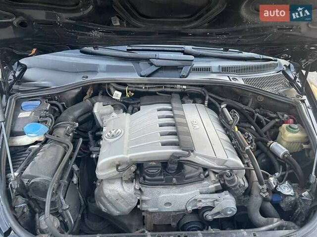 Черный Фольксваген Туарег, объемом двигателя 3.6 л и пробегом 159 тыс. км за 10500 $, фото 8 на Automoto.ua