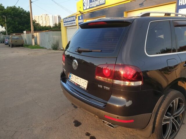 Чорний Фольксваген Туарег, об'ємом двигуна 3 л та пробігом 205 тис. км за 12000 $, фото 3 на Automoto.ua