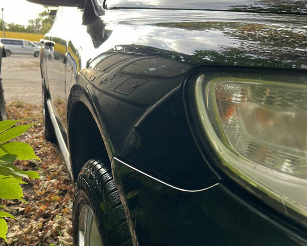 Черный Фольксваген Туарег, объемом двигателя 2.52 л и пробегом 237 тыс. км за 6500 $, фото 2 на Automoto.ua