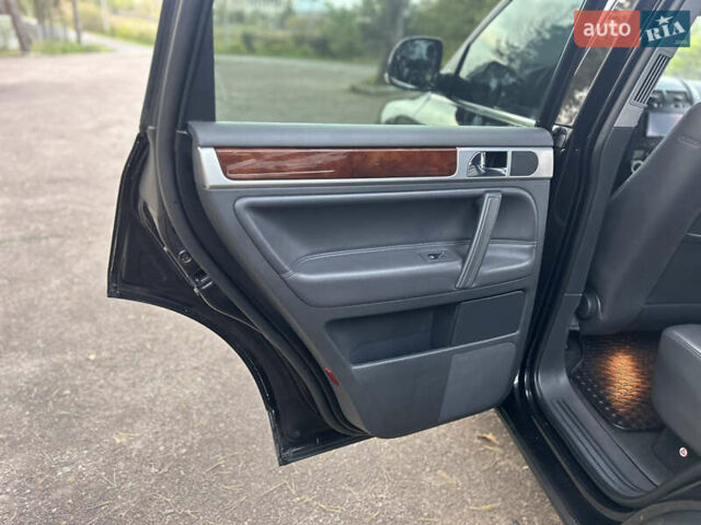 Фольксваген Туарег 2007 в Виннице на Automoto.ua Черный Фольксваген Туарег, объемом двигателя 2.5 л и пробегом 177 тыс. км за 11700 $, фото 61 на Automoto.ua