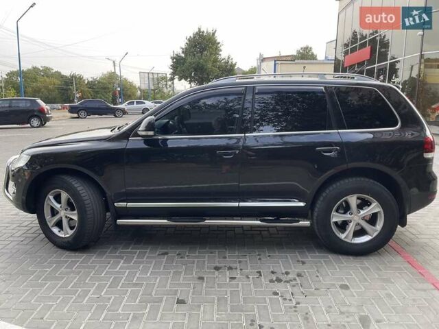 Чорний Фольксваген Туарег, об'ємом двигуна 3 л та пробігом 220 тис. км за 10500 $, фото 5 на Automoto.ua