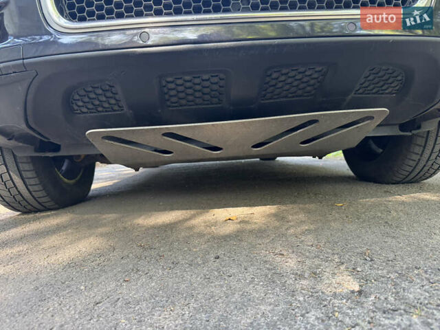 Чорний Фольксваген Туарег, об'ємом двигуна 2.97 л та пробігом 330 тис. км за 10500 $, фото 20 на Automoto.ua