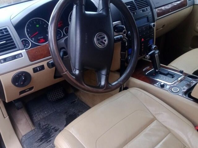 Черный Фольксваген Туарег, объемом двигателя 3.6 л и пробегом 339 тыс. км за 9400 $, фото 6 на Automoto.ua