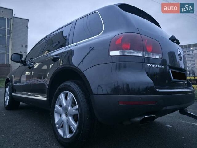 Черный Фольксваген Туарег, объемом двигателя 2.97 л и пробегом 238 тыс. км за 12600 $, фото 7 на Automoto.ua
