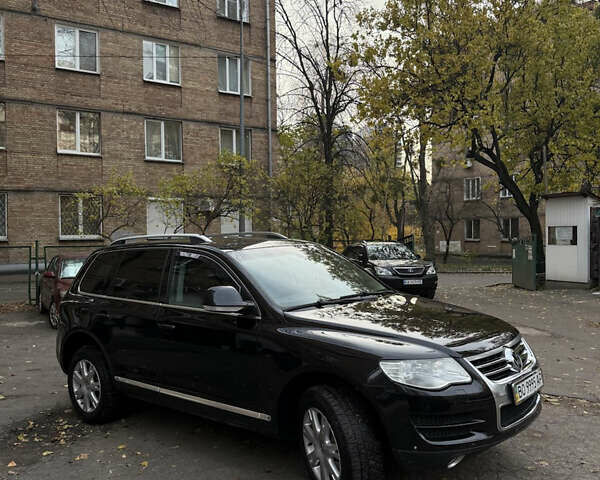 Черный Фольксваген Туарег, объемом двигателя 3 л и пробегом 351 тыс. км за 13500 $, фото 32 на Automoto.ua