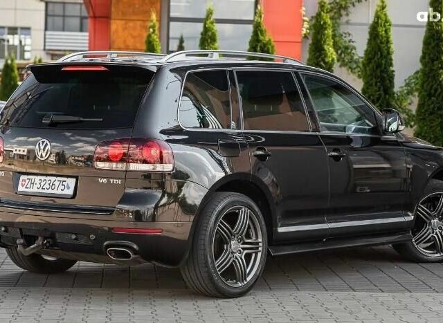 Чорний Фольксваген Туарег, об'ємом двигуна 0 л та пробігом 237 тис. км за 4000 $, фото 7 на Automoto.ua