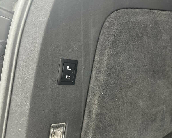 Черный Фольксваген Туарег, объемом двигателя 4.9 л и пробегом 252 тыс. км за 13800 $, фото 38 на Automoto.ua