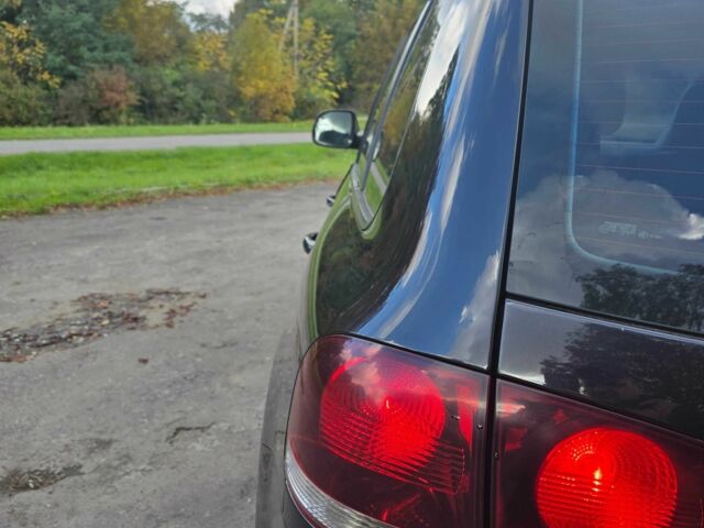 Черный Фольксваген Туарег, объемом двигателя 2.5 л и пробегом 352 тыс. км за 7500 $, фото 4 на Automoto.ua