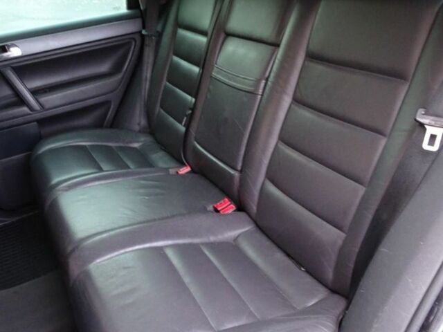 Черный Фольксваген Туарег, объемом двигателя 0 л и пробегом 250 тыс. км за 3500 $, фото 10 на Automoto.ua