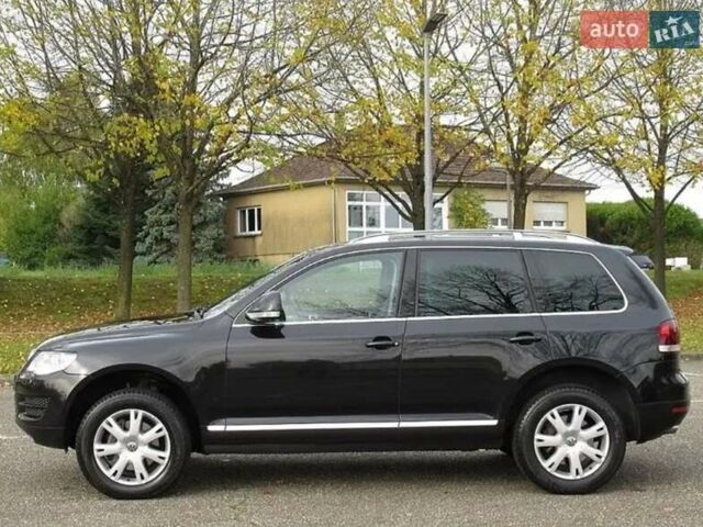 Черный Фольксваген Туарег, объемом двигателя 0 л и пробегом 244 тыс. км за 4200 $, фото 4 на Automoto.ua