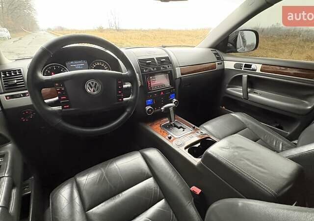 Черный Фольксваген Туарег, объемом двигателя 3 л и пробегом 239 тыс. км за 10300 $, фото 19 на Automoto.ua