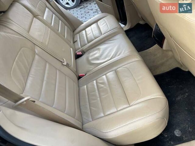 Черный Фольксваген Туарег, объемом двигателя 2.5 л и пробегом 240 тыс. км за 9999 $, фото 18 на Automoto.ua