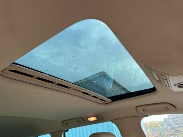 Черный Фольксваген Туарег, объемом двигателя 3 л и пробегом 312 тыс. км за 7300 $, фото 4 на Automoto.ua