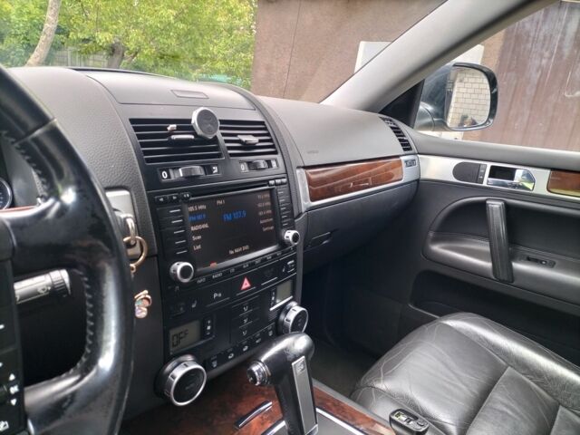 Чорний Фольксваген Туарег, об'ємом двигуна 2.5 л та пробігом 405 тис. км за 6900 $, фото 9 на Automoto.ua