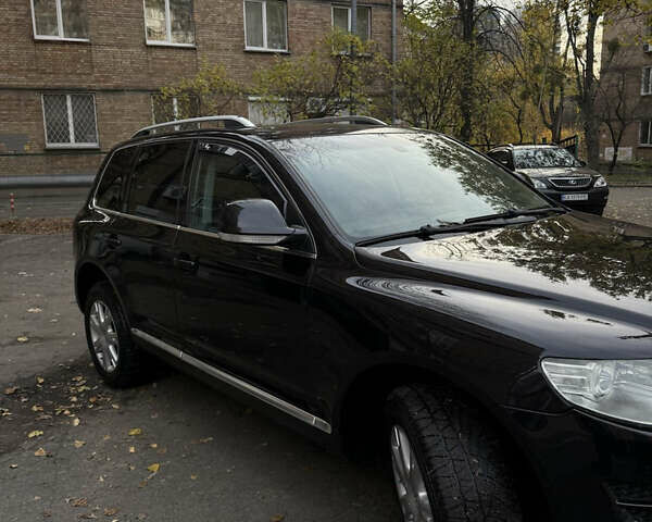 Черный Фольксваген Туарег, объемом двигателя 3 л и пробегом 351 тыс. км за 13500 $, фото 25 на Automoto.ua