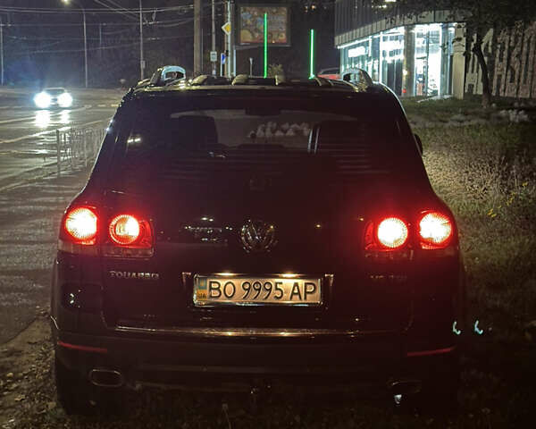 Черный Фольксваген Туарег, объемом двигателя 3 л и пробегом 351 тыс. км за 13500 $, фото 2 на Automoto.ua