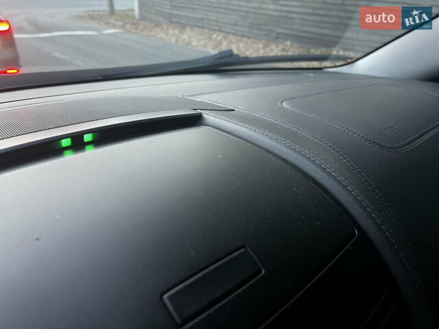 Черный Фольксваген Туарег, объемом двигателя 4.9 л и пробегом 252 тыс. км за 13800 $, фото 62 на Automoto.ua