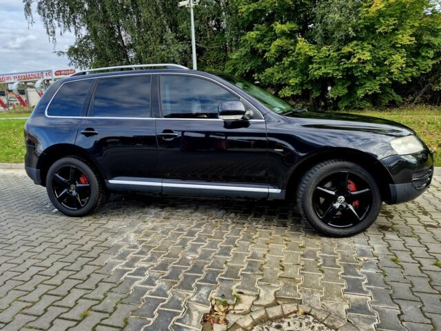 Черный Фольксваген Туарег, объемом двигателя 3 л и пробегом 290 тыс. км за 3200 $, фото 6 на Automoto.ua