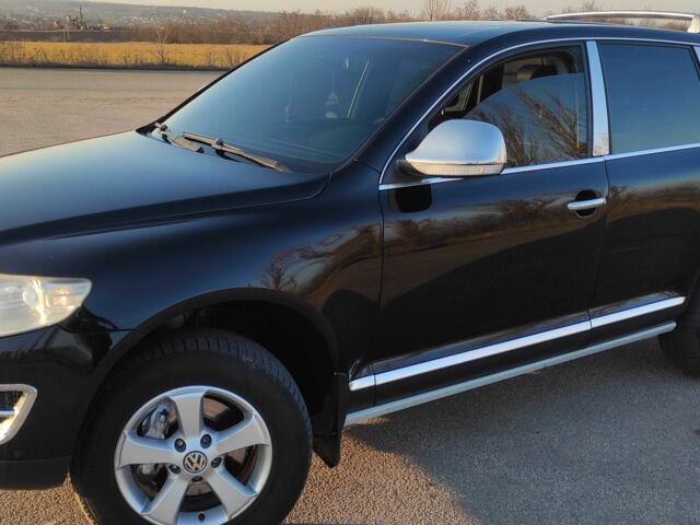 Черный Фольксваген Туарег, объемом двигателя 3 л и пробегом 290 тыс. км за 12300 $, фото 21 на Automoto.ua