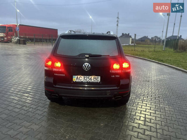 Черный Фольксваген Туарег, объемом двигателя 2.97 л и пробегом 159 тыс. км за 13800 $, фото 26 на Automoto.ua
