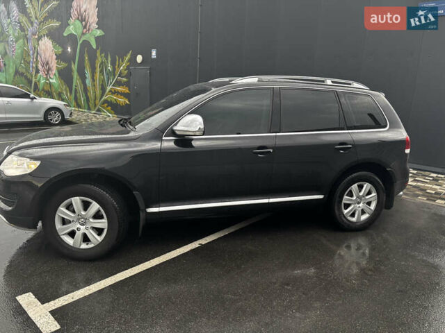 Черный Фольксваген Туарег, объемом двигателя 3.6 л и пробегом 173 тыс. км за 14500 $, фото 1 на Automoto.ua