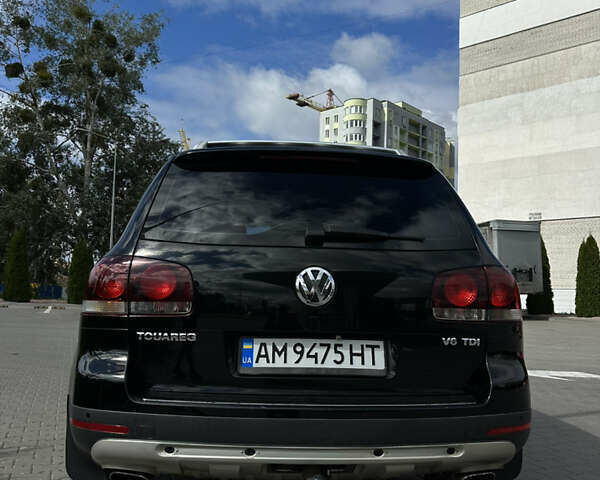 Черный Фольксваген Туарег, объемом двигателя 3 л и пробегом 289 тыс. км за 11800 $, фото 5 на Automoto.ua