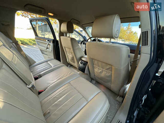 Черный Фольксваген Туарег, объемом двигателя 2.97 л и пробегом 240 тыс. км за 12200 $, фото 32 на Automoto.ua