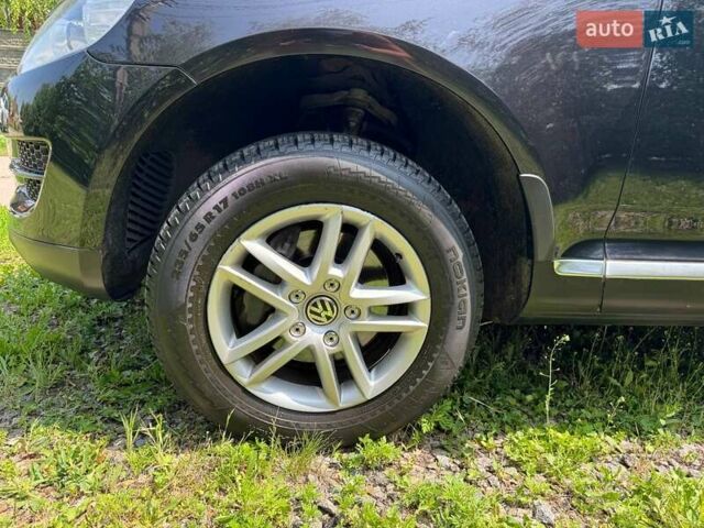Чорний Фольксваген Туарег, об'ємом двигуна 2.97 л та пробігом 110 тис. км за 12900 $, фото 8 на Automoto.ua