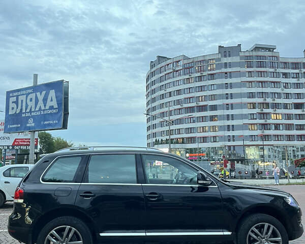 Черный Фольксваген Туарег, объемом двигателя 2.97 л и пробегом 287 тыс. км за 10900 $, фото 4 на Automoto.ua