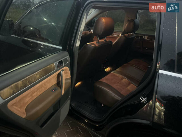 Черный Фольксваген Туарег, объемом двигателя 2.97 л и пробегом 159 тыс. км за 13800 $, фото 23 на Automoto.ua