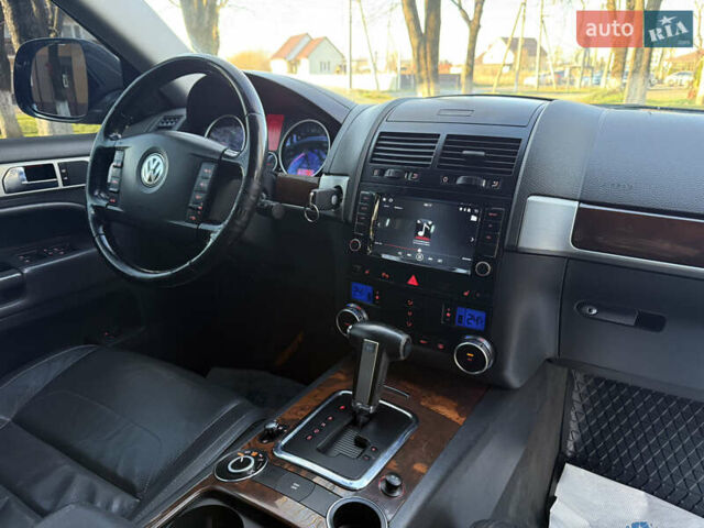 Черный Фольксваген Туарег, объемом двигателя 3 л и пробегом 314 тыс. км за 10500 $, фото 36 на Automoto.ua