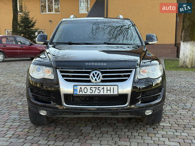 Черный Фольксваген Туарег, объемом двигателя 3 л и пробегом 314 тыс. км за 10500 $, фото 4 на Automoto.ua